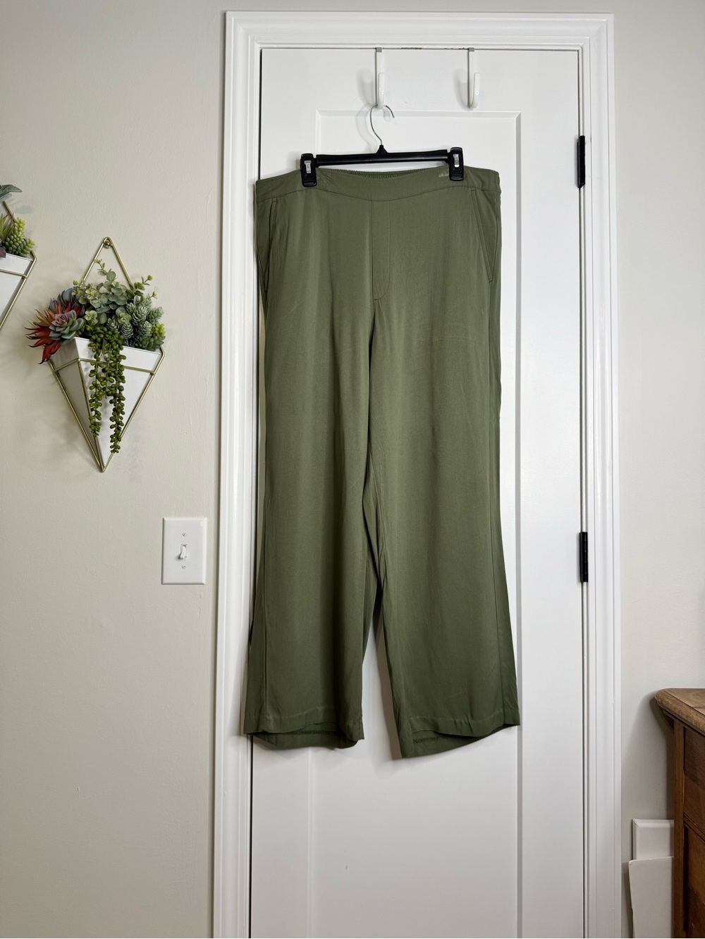Old Navy Playa Wide Leg Pants